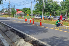 Colocan señalizaciones viales en la UTP Chiriquí para mejorar la seguridad peatonal 