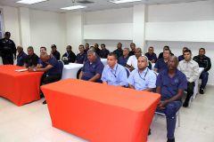 Colaboradores del Departamento de Seguridad Institucional, participaron en Jornada de Capacitación que ofreció la Policía Nacional.
