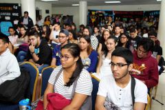 Una marcada participación de docentes, estudiantes y administrativos de la UTP respaldaron la programación del Día de la Salud Mental.