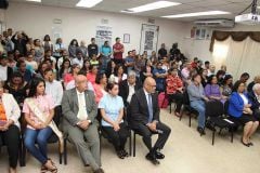 Autoridades universitarias, estudiantes, administrativos, autoridades dec la provincia y comunidad en general participan de la inauguración de la Semana de la Ingeniería