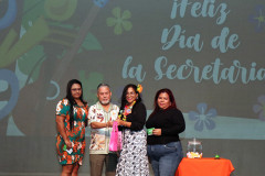La UTP realiza festejo para las secretario y asistentes de jefes