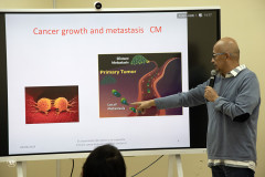 Charla sobre respuesta inmune ante el crecimiento del cáncer