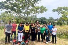 Rectora de la UTP, Dra. Angela Laguna, participa del convivio y jornada de Limpieza 