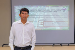 Aaron Aguilar, estudiante de la Licenciatura en Ingeniería Civil del Centro Regional de Veraguas sustentó su trabajo de graduación correspondiente a una práctica profesional, el 3 de julio.