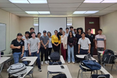La Ing. Adiz Acosta, Coordinadora de la Unidad de Gestión y Transferencia del Conocimiento del Centro Regional de Veraguas, impartió la charla "Propiedad Intelectual aplicada a la Academia", el 26 de junio.
