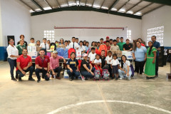 La Comunidad Universitaria de los Centros Regionales Chiriquí y Veraguas donan útiles escolares a Centro Educativo 