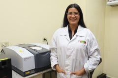 Joven investigadora estudia el potencial de nanoestructuras de óxidos 