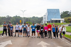 Foto grupal de la actividad antes de la carrera.