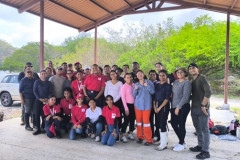 Estudiantes participan de la Restyauración de Manglares 