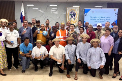 Padres homenajeados del Centro Regional de Panamá Oeste. 