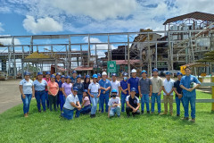 Estudiantes de la UTP Coclé durante el recorrido en ANSA