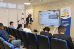 El Dr. César Pinzón Acosta explicó que su proyecto tiene un impacto en el desarrollo de capacidades en IA aplicada 