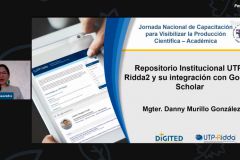 Moderadora presenta al Mgtr. Danny Murillo González, quien  habló sobre Repositorio Institucional.