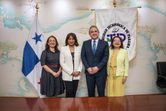 Foto grupal de la actividad.