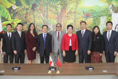 Una delegación de China, liderada por su Viceministro de Educación visita  la UTP.