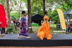 Pasarela afro.