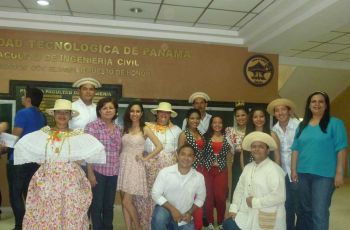 Centro Regional de Veraguas participa en actividades de aniversario de la UTP. 