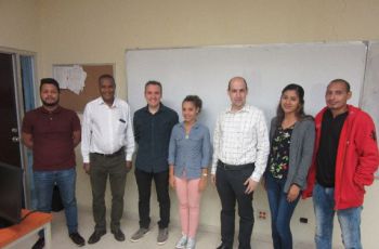 Autoridades de la FCT, Expositor y Estudiantes de la Maestría en Ingeniería Matemática