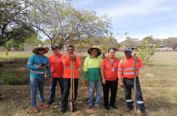 los estudiantes del Centro de Tele-Educación Víctor Levi Sasso, Sede Azuero. los estudiantes del Centro de Tele-Educación Víctor Levi Sasso, Sede Azuero.