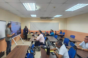 Palabras de Bienvenida a cargo del Licdo. Ángel Calderón, Jefe del Departamento de UTICA del Centro Regional de Azuero Palabras de Bienvenida a cargo del Licdo. Ángel Calderón, Jefe del Departamento de UTICA del Centro Regional de Azuero