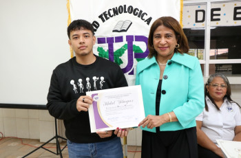 UTP Chiriquí reconoce la excelencia académica de estudiantes de primer ingreso