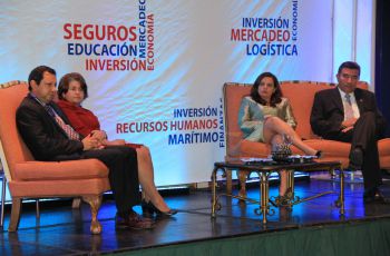 Rompiendo Paradigmas:Educación para el siglo XXI