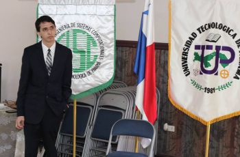 Estudiante de la UTP Chiriquí presenta trabajo de graduación.