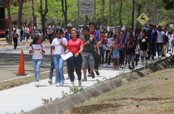 El recorrido incluyó los senderos y principales instalaciones de la UTP.