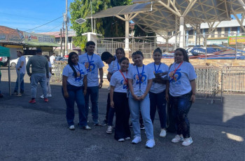 Grupo de voluntarios del Centro Regional de Veraguas.