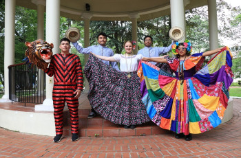 Foto grupal de la actividad.