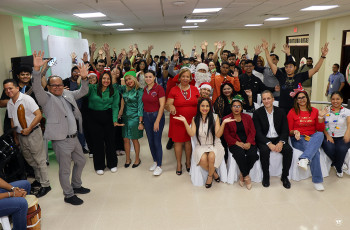 Foto grupal de la actividad. Foto grupal de la actividad.