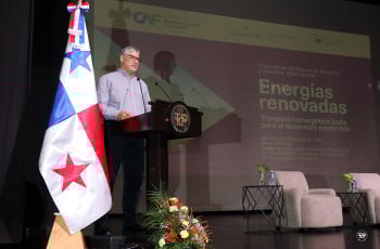 Dr. Carlos Medina, Director de Investigación de la UTP.