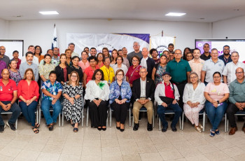 Foto grupal de la actividad.