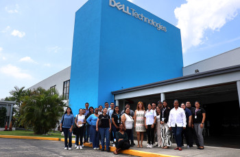 Foto grupal de la actividad. Foto grupal de la actividad.