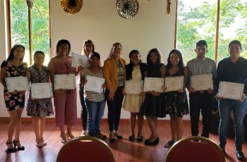 Ceremonia de Entrega de certificados del Centro Especializado de Lenguas (Penonomé) en El Valle de Antón