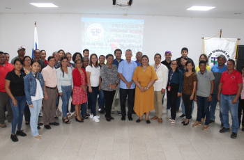 Colaboradores administrativos del Centro Regional de Coclé