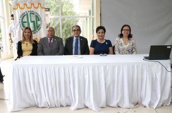 Autoridades de la UTP participan de la inauguración de la FISC.