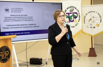 Mgtr. Elsy Lezcano.