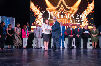 Reconocimiento Conape reconoce labor de la UTP con los periodistas y la transparencia.