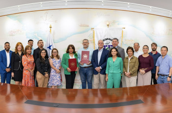 Foto grupal de la actividad.