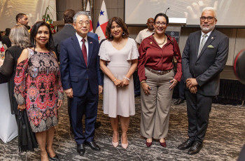 Foto grupal de la actividad. Foto grupal de la actividad.