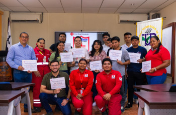 participantes del Programa de Brigadas Educativas del Centro Regional de la Universidad Tecnológica de Panamá (UTP), en Veraguas. participantes del Programa de Brigadas Educativas del Centro Regional de la Universidad Tecnológica de Panamá (UTP), en Veraguas.