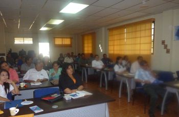 Administrativos y Docentes del Centro Regional de Veraguas