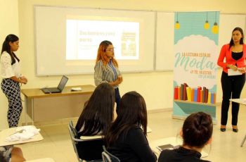 Estudiantes  análisaron obras literarias de autores panameños y extranjeros, publicadas por la Editorial Universitaria.