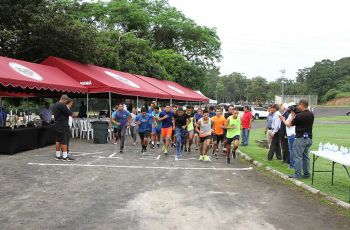 Participantes de la Maratón XXXVII Aniversario de Creación de la UTP.