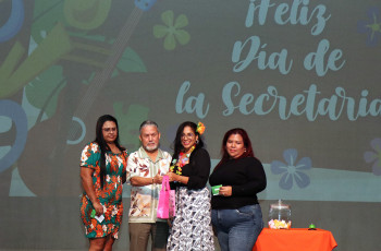 La UTP realiza festejo para las secretario y asistentes de jefes