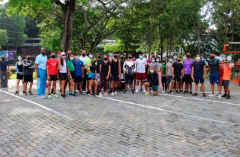 Estudiantes participan de la Maratón.