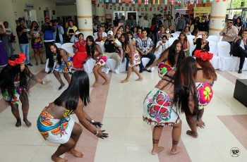 Presentaciones de los bailes tradicionales de los Emberá.