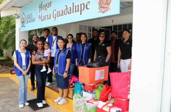 Foto grupal de la actividad.