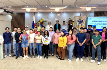 Programa de apoyo estudiantil beneficia a estudiantes con bonos para lentes